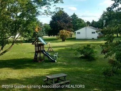 1234 E Oliver St, Owosso, MI 48867 photo 18