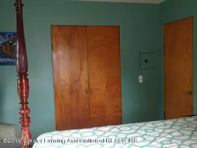1234 E Oliver St, Owosso, MI 48867 photo 10