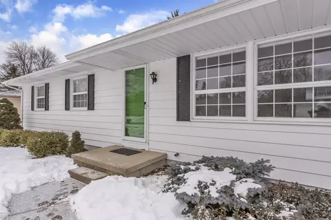 2195 Donovan Pl, Okemos, MI 48864 photo 3