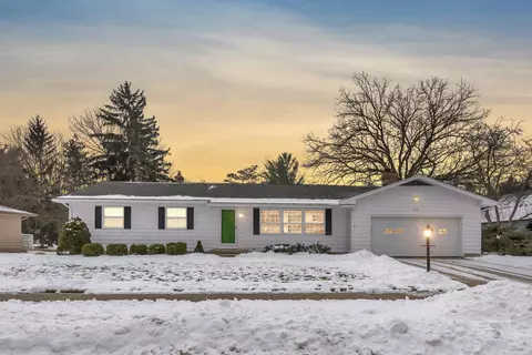 2195 Donovan Pl, Okemos, MI 48864 photo 1