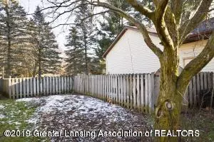 410 Manchester Dr, Dewitt, MI 48820 photo 22