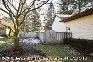 410 Manchester Dr, Dewitt, MI 48820 photo 23