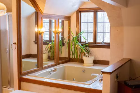 14403 S Center Rd, Bath, MI 48808 photo 35