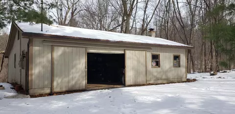 14403 S Center Rd, Bath, MI 48808 photo 42