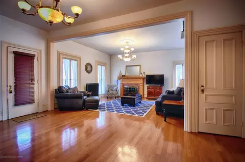 406 E Jefferson, Grand Ledge, MI 48837 photo 3