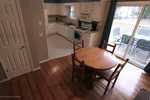 13605 Vine St, Bath, MI 48808 photo 8