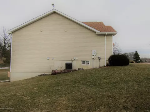 712 W Windward Way, Perry, MI 48872 photo 42