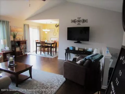 712 W Windward Way, Perry, MI 48872 photo 10
