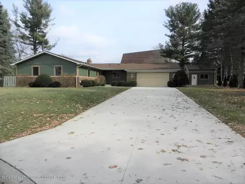 6820 Lansdown, Dimondale, MI 48821 photo 1
