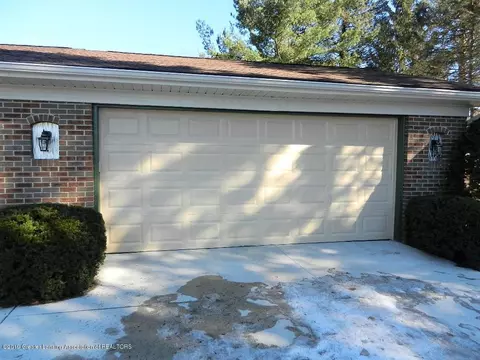 6820 Lansdown, Dimondale, MI 48821 photo 4