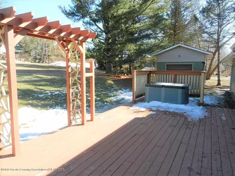 6820 Lansdown, Dimondale, MI 48821 photo 13