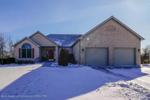 5576 Wild Iris Ln, Haslett, MI 48840 photo 1