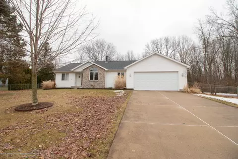5524 Jessael Dr, Bath, MI 48808 photo 2