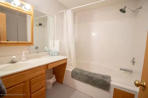 5524 Jessael Dr, Bath, MI 48808 photo 13