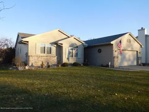 1700 Killarney Dr, Holt, MI 48842 photo 1