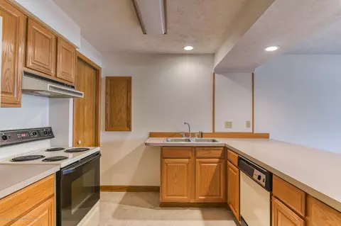 1700 Killarney Dr, Holt, MI 48842 photo 22