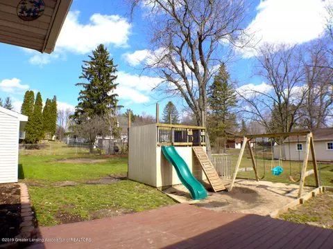 1371 Cloverleaf Rd, Lansing, MI 48906 photo 32