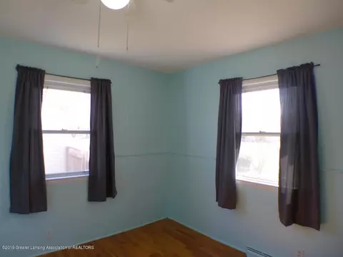 1371 Cloverleaf Rd, Lansing, MI 48906 photo 18
