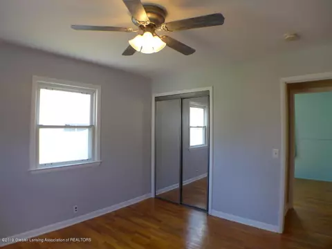 1371 Cloverleaf Rd, Lansing, MI 48906 photo 15