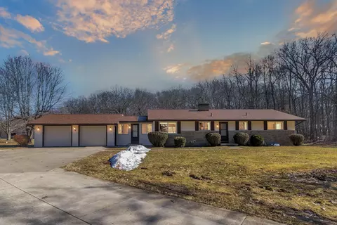 1459 E Webb Rd, Dewitt, MI 48820 photo 1