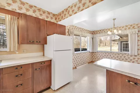 1459 E Webb Rd, Dewitt, MI 48820 photo 12