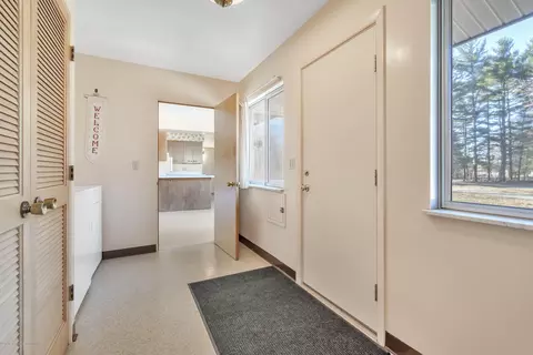 1459 E Webb Rd, Dewitt, MI 48820 photo 17