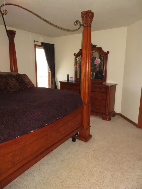 1149 River Oaks Dr, Dewitt, MI 48820 photo 17