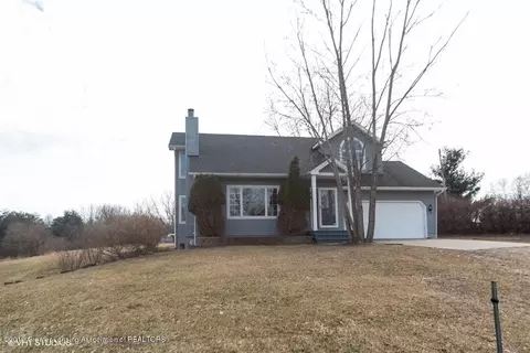 8512 E State Rd, Haslett, MI 48840 photo 1