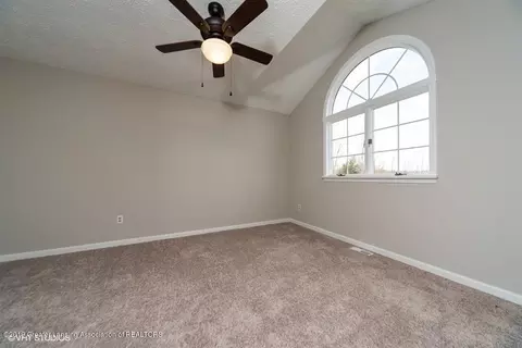 8512 E State Rd, Haslett, MI 48840 photo 9