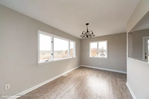 8512 E State Rd, Haslett, MI 48840 photo 7
