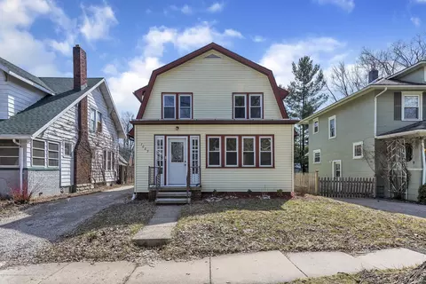1009 Britten Ave, Lansing, MI 48910 photo 3
