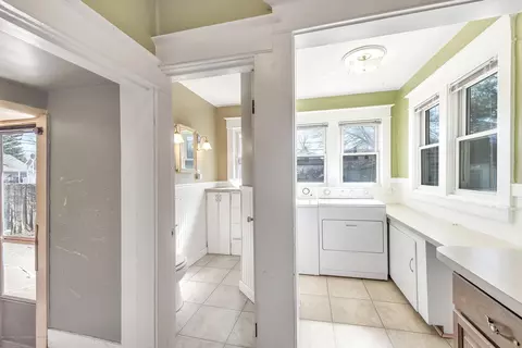 1009 Britten Ave, Lansing, MI 48910 photo 15