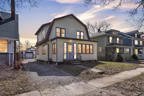 1009 Britten Ave, Lansing, MI 48910 photo 1