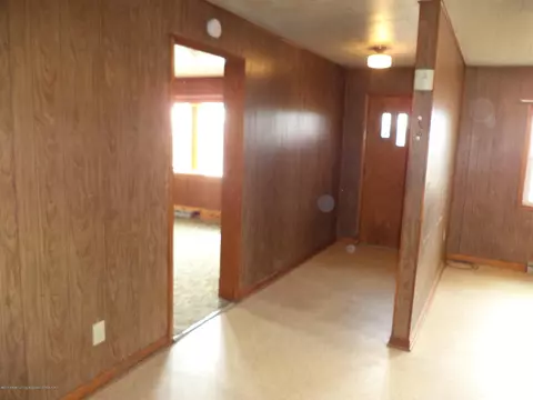 4861 E Parks Rd, Saint Johns, MI 48879 photo 4