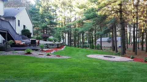 12615 Red Pine Ln, Perry, MI 48872 photo 25