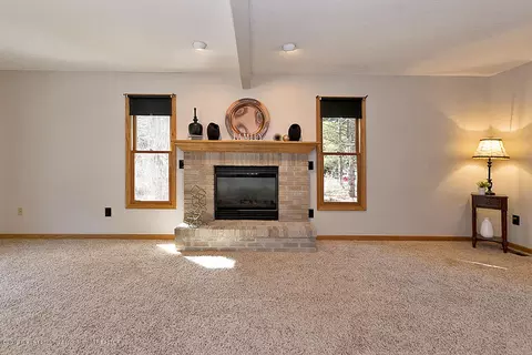 12615 Red Pine Ln, Perry, MI 48872 photo 7