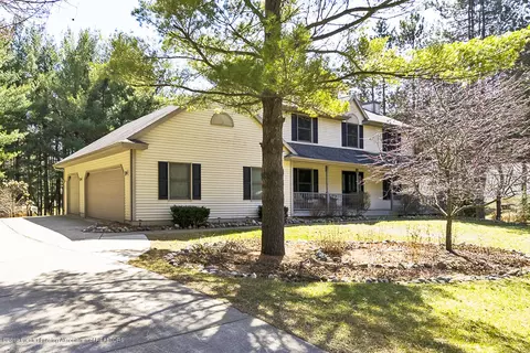 12615 Red Pine Ln, Perry, MI 48872 photo 3
