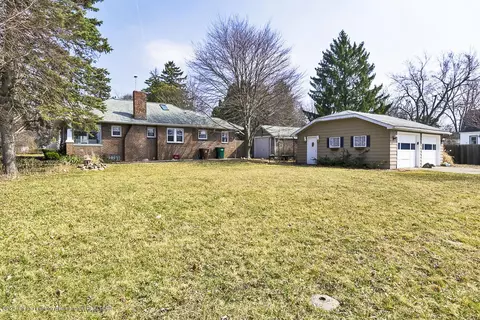 608 E Willard Ave, Lansing, MI 48910 photo 21