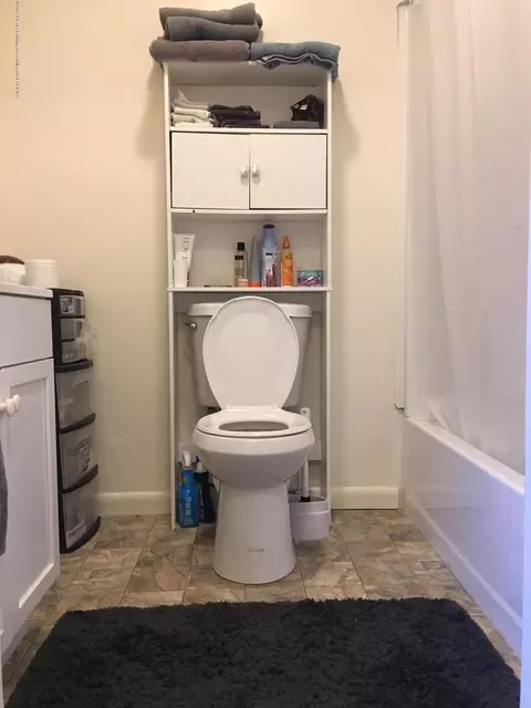 16760 N Cedar St, Lansing, MI 48906 photo 7