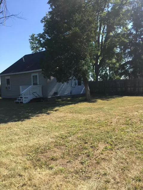 16760 N Cedar St, Lansing, MI 48906 photo 16