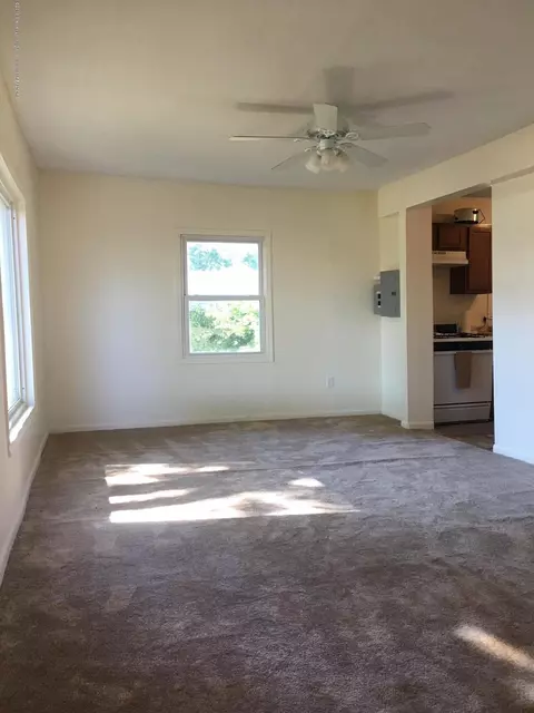 16760 N Cedar St, Lansing, MI 48906 photo 3