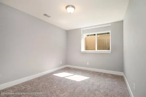3770 Danbridge Dr, Lansing, MI 48906 photo 20