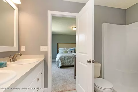 3770 Danbridge Dr, Lansing, MI 48906 photo 32