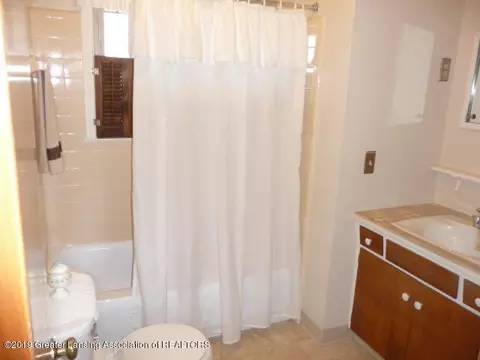 4927 Devonshire Ave, Lansing, MI 48910 photo 10