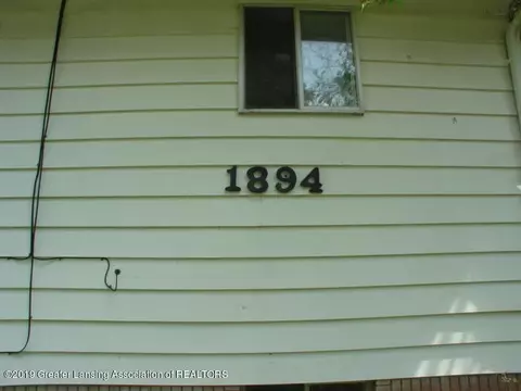 1894 Phillips Ave, Holt, MI 48842 photo 3