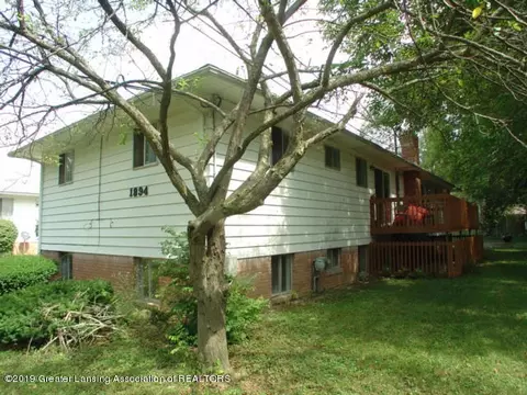 1894 Phillips Ave, Holt, MI 48842 photo 4