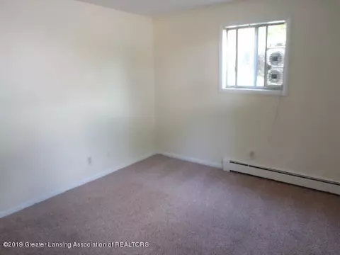 1894 Phillips Ave, Holt, MI 48842 photo 27