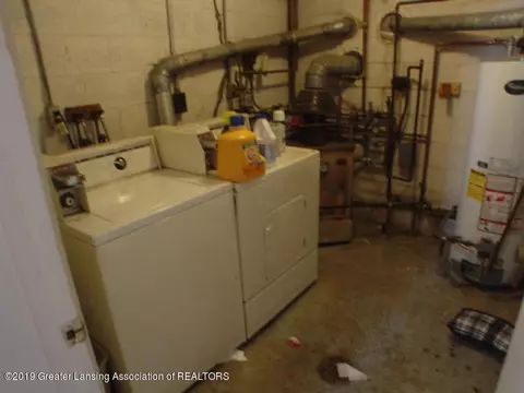 1894 Phillips Ave, Holt, MI 48842 photo 10