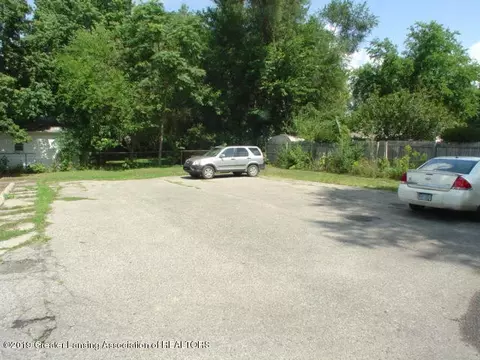1900 Phillips Ave, Holt, MI 48842 photo 4