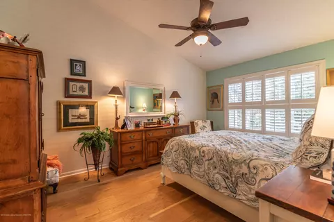 15053 Classic Dr, Bath, MI 48808 photo 13